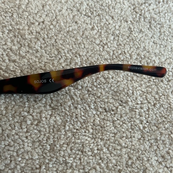 Sojos Sunglasses - Picture 3 of 3
